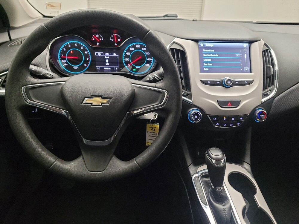 2018 Chevrolet Cruze in Riverside, CA 92504 - 18146803 22
