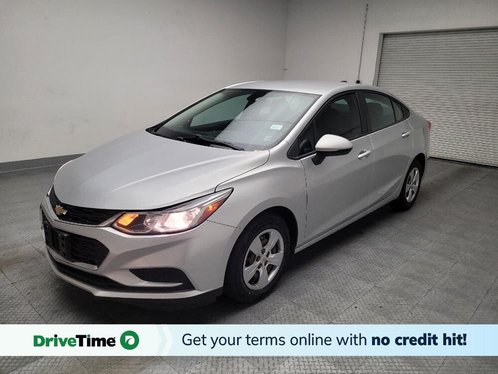 2018 Chevrolet Cruze in Riverside, CA 92504 - 18146803