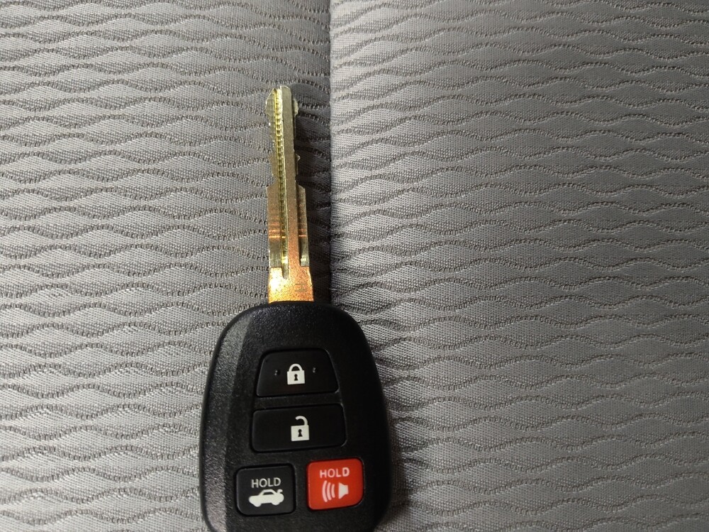 2019 Toyota Corolla in Live Oak, TX 78233 - 18146819 32