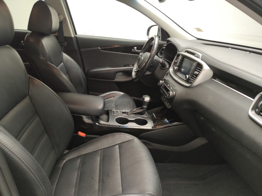 2019 Kia Sorento in Taylor, MI 48180 - 18146837 21