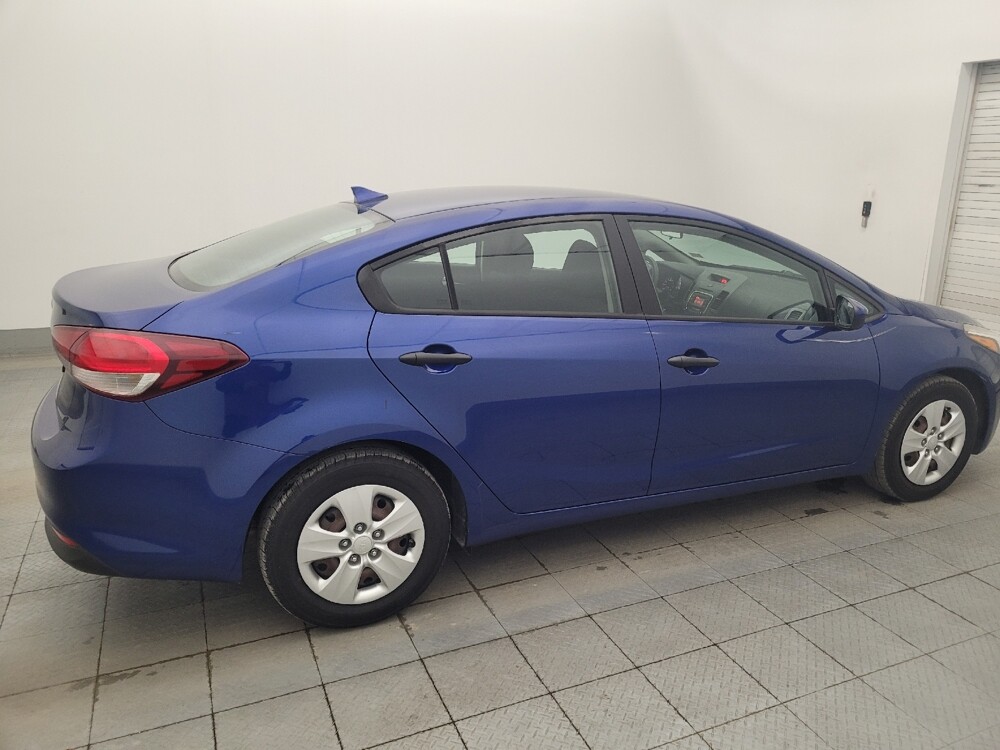 2018 Kia Forte in Tampa, FL 33612 - 18146847 10