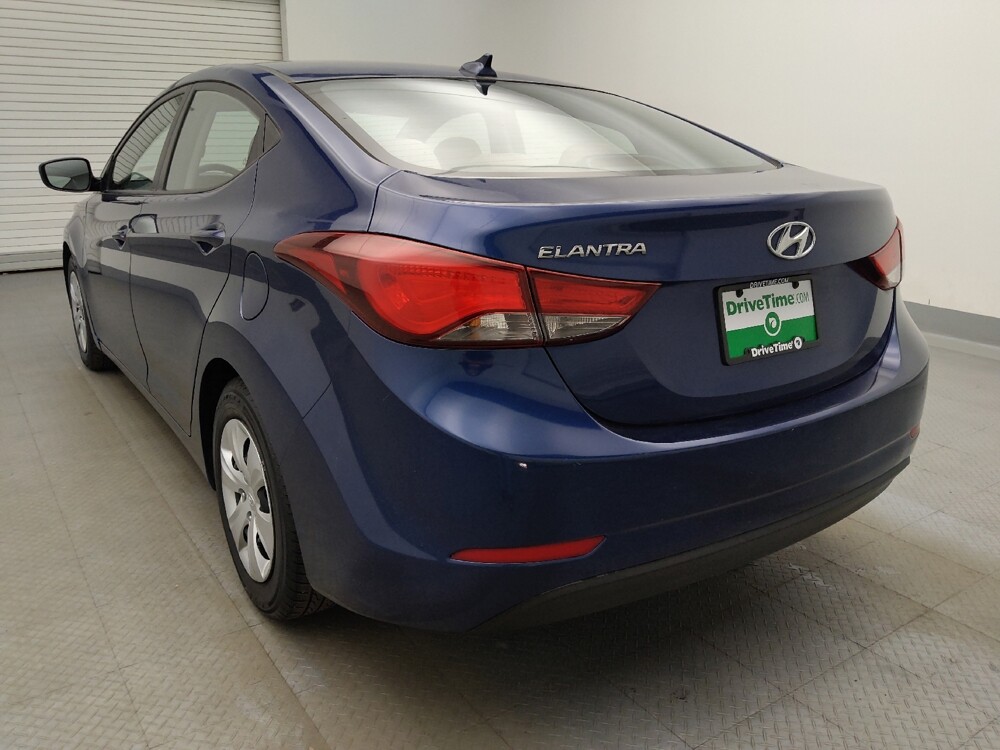 2016 Hyundai Elantra in Colorado Springs, CO 80909 - 18146873 5