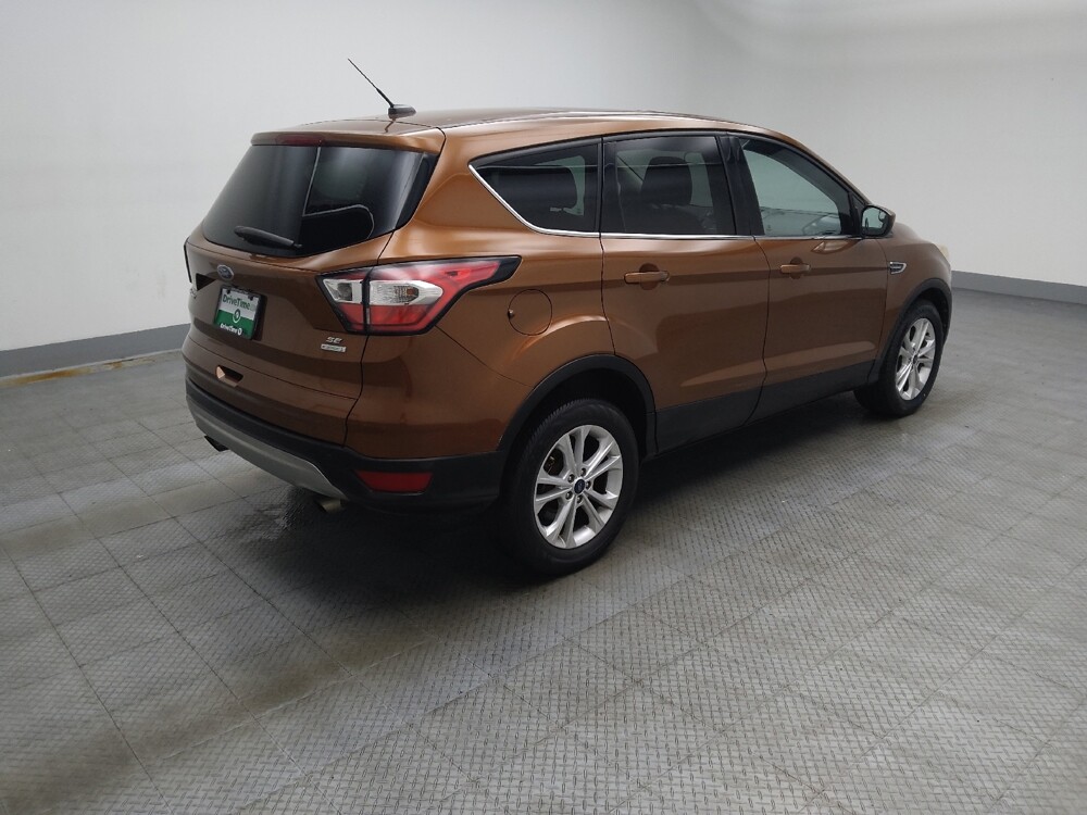 2017 Ford Escape in Peoria, IL 61615 - 18146874 10