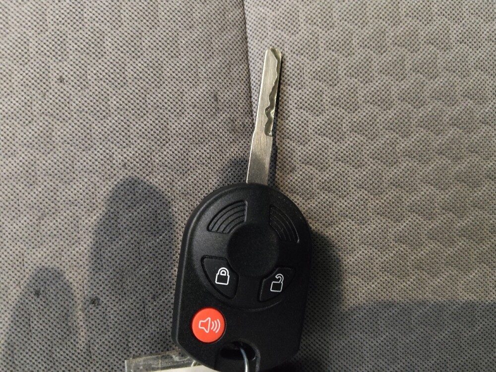 2017 Ford Escape in Peoria, IL 61615 - 18146874 32