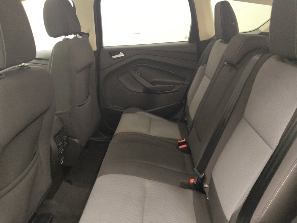 2017 Ford Escape in Peoria, IL 61615 - 18146874 18