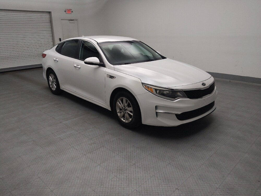 2016 Kia Optima in Peoria, IL 61615 - 18146875 11
