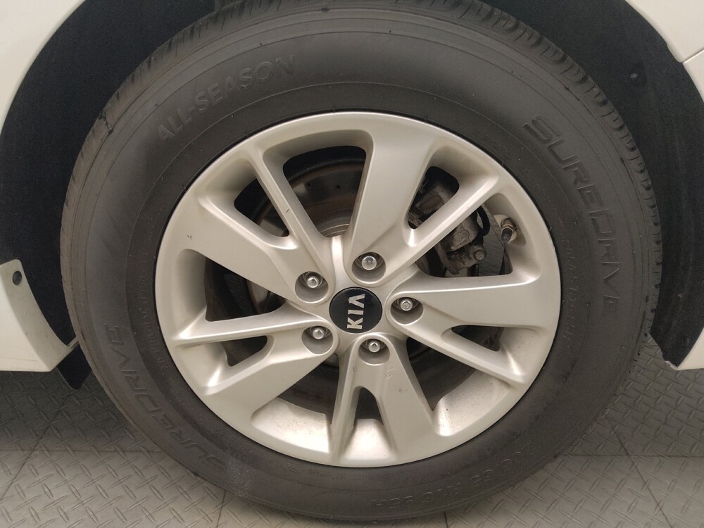 2016 Kia Optima in Peoria, IL 61615 - 18146875 31