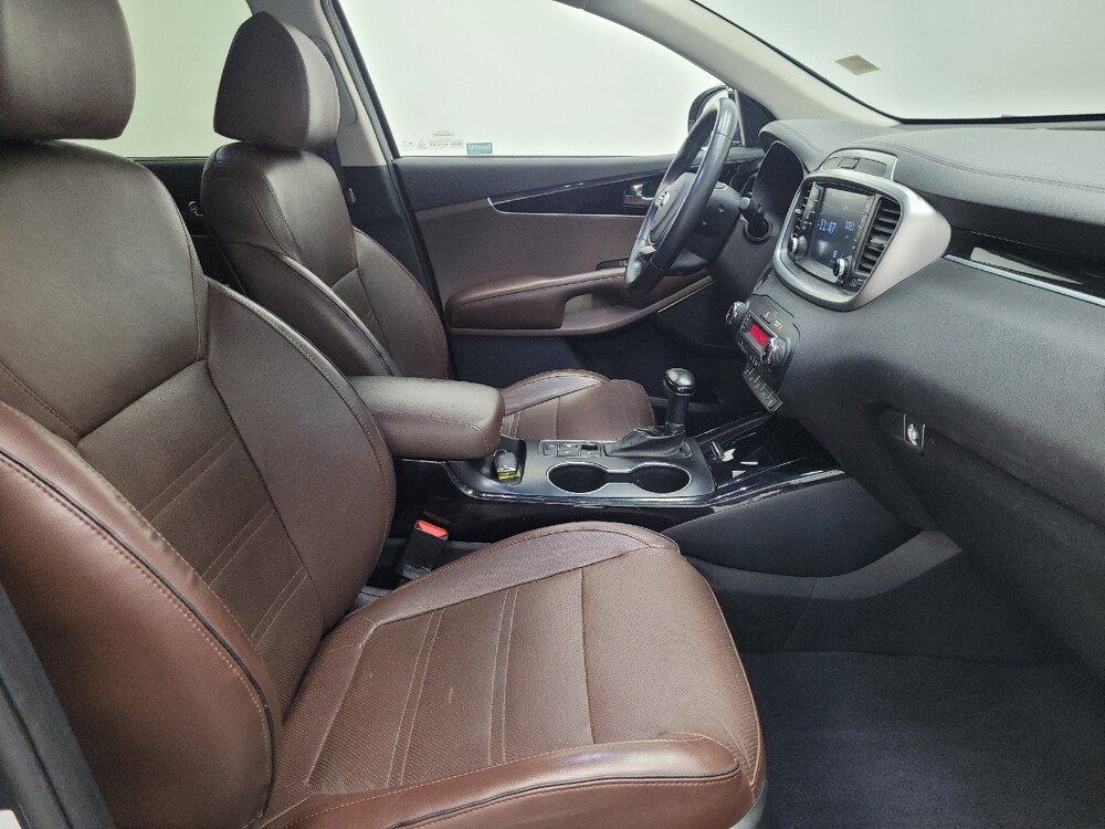2019 Kia Sorento in Las Vegas, NV 89104 - 18146894 21