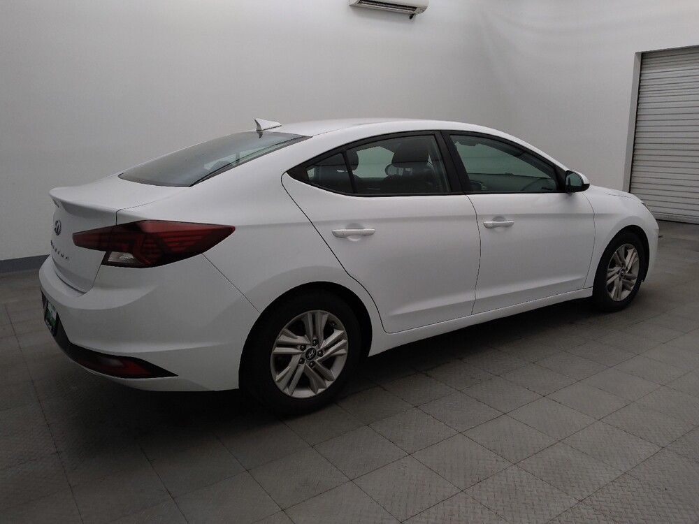 2019 Hyundai Elantra in Houston, TX 77034 - 18146905 10