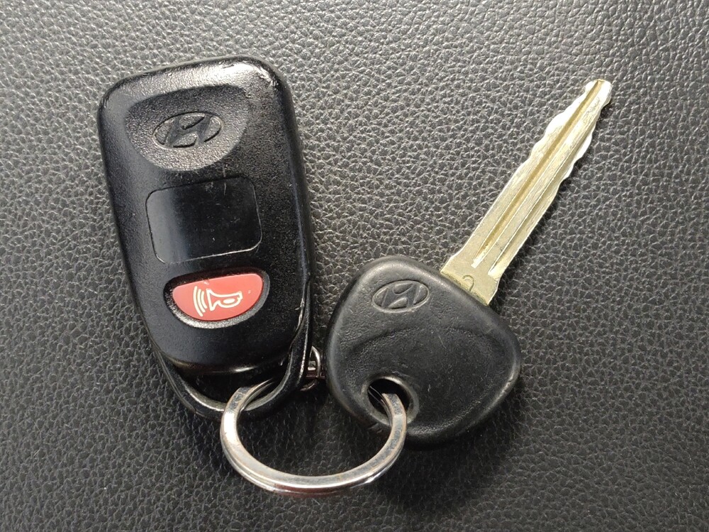 2019 Hyundai Elantra in Houston, TX 77034 - 18146905 32