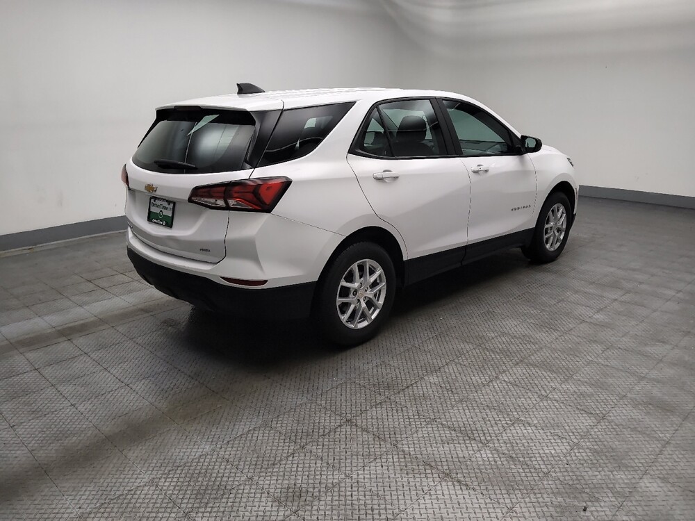 2024 Chevrolet Equinox in Lombard, IL 60148 - 18146908 10