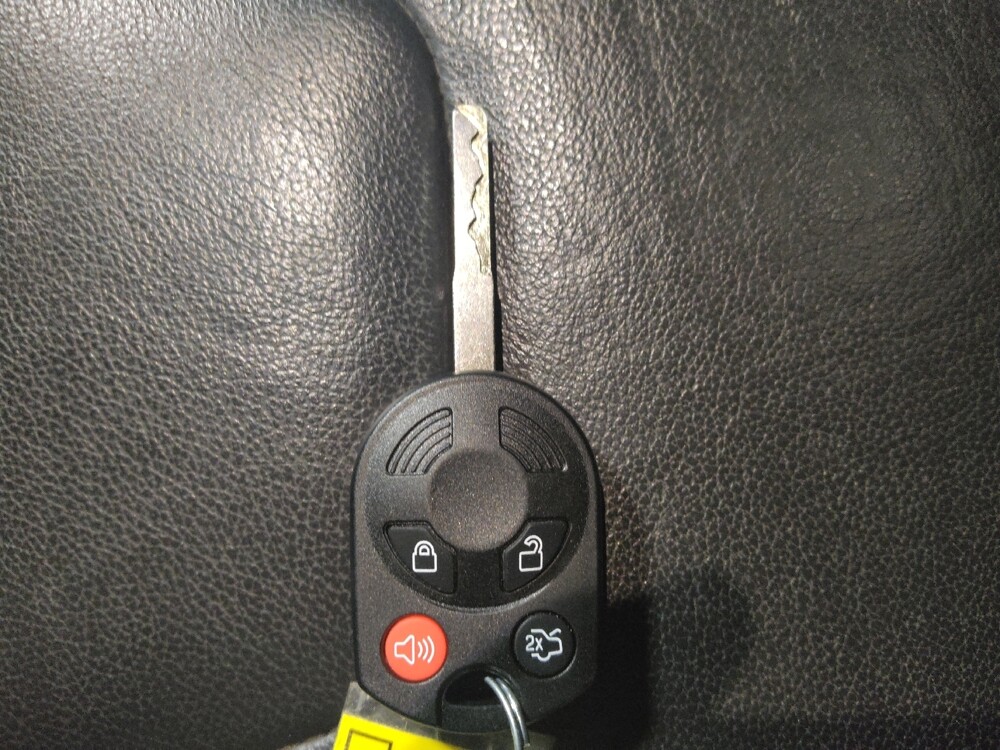 2015 Ford Focus in Live Oak, TX 78233 - 18146927 32
