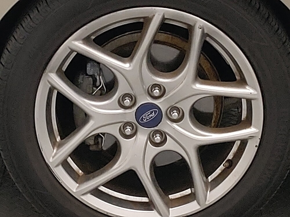 2015 Ford Focus in Live Oak, TX 78233 - 18146927 31
