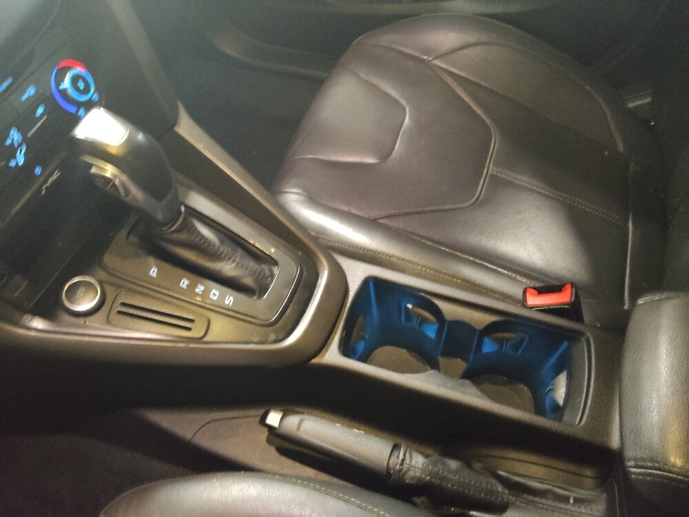 2015 Ford Focus in Live Oak, TX 78233 - 18146927 26