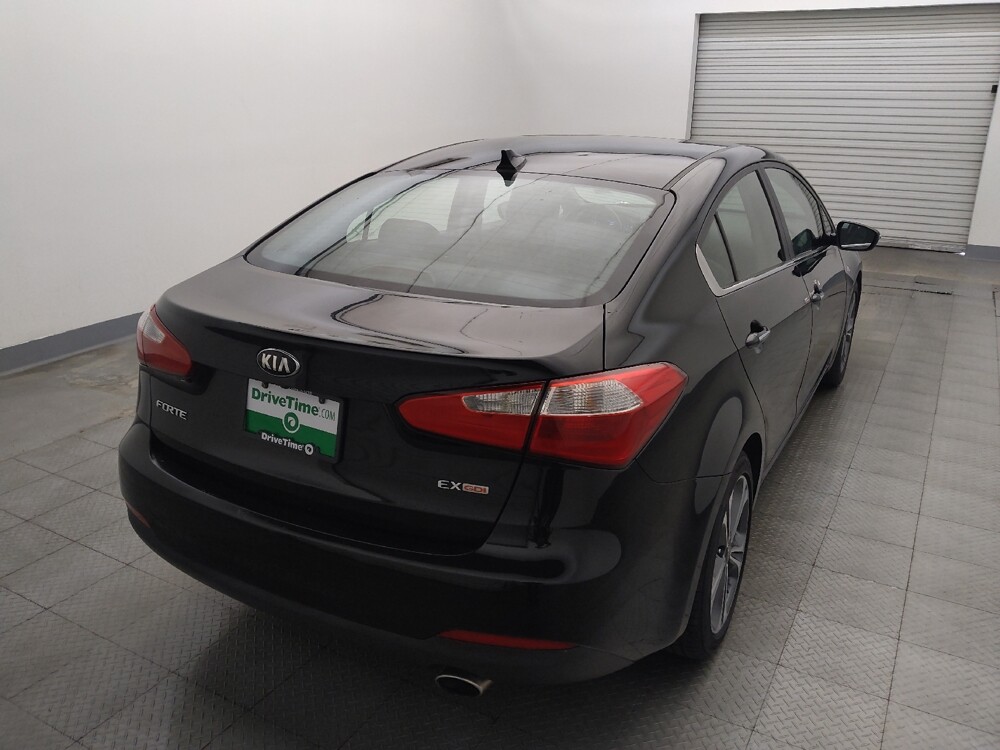 2016 Kia Forte in Houston, TX 77074 - 18146933 7