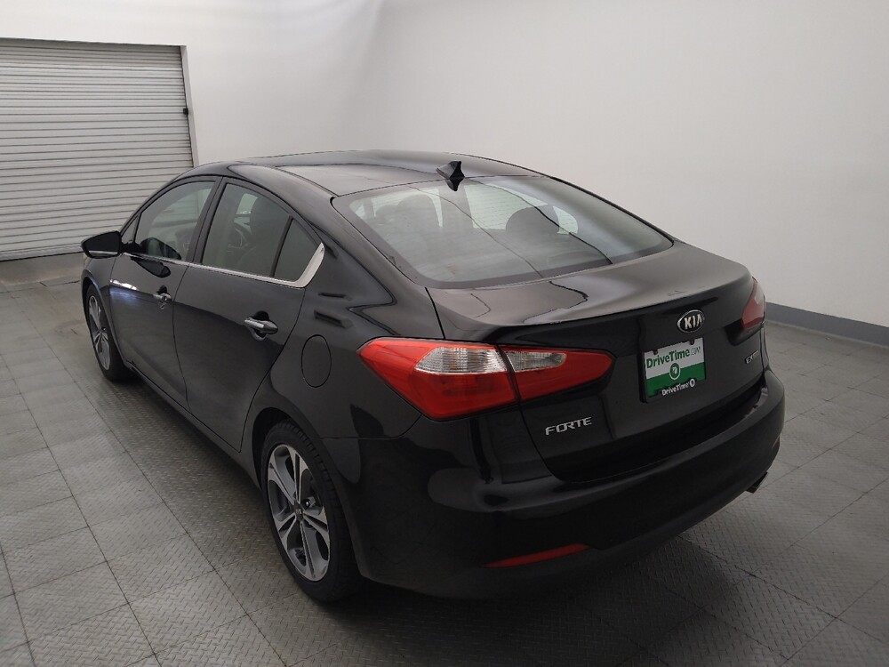 2016 Kia Forte in Houston, TX 77074 - 18146933 5
