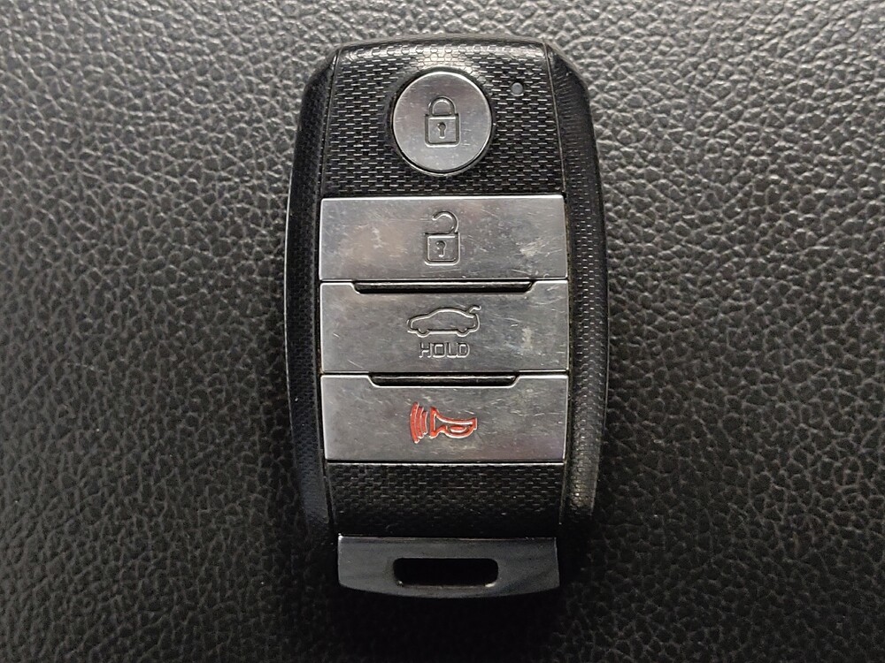 2016 Kia Forte in Houston, TX 77074 - 18146933 32