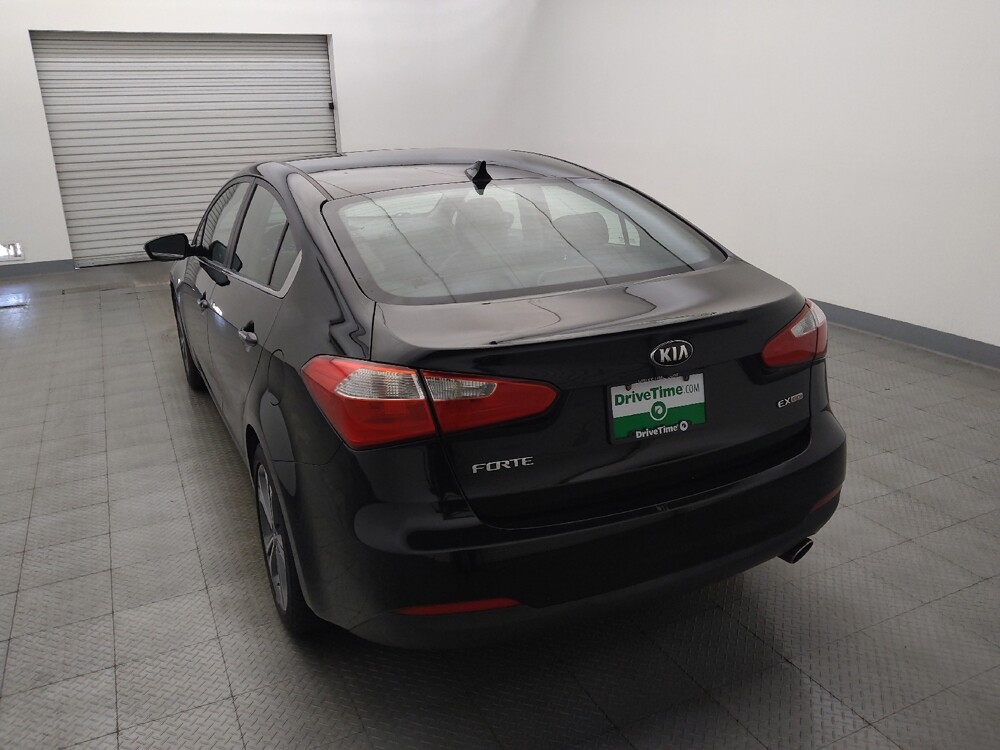 2016 Kia Forte in Houston, TX 77074 - 18146933 6