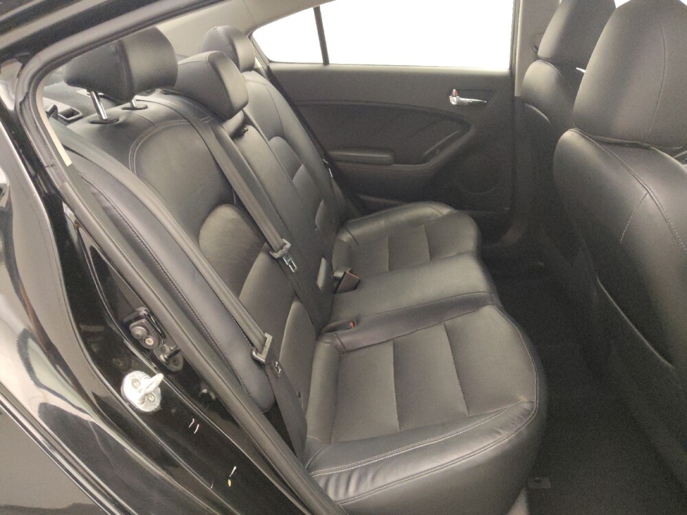 2016 Kia Forte in Houston, TX 77074 - 18146933 19
