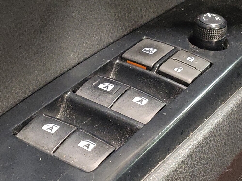 2020 Toyota Camry in Plano, TX 75074 - 18146946 27
