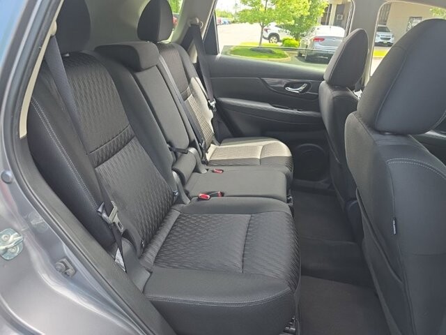 2018 Nissan Rogue in Marysville, OH 43040 - 18147014 30
