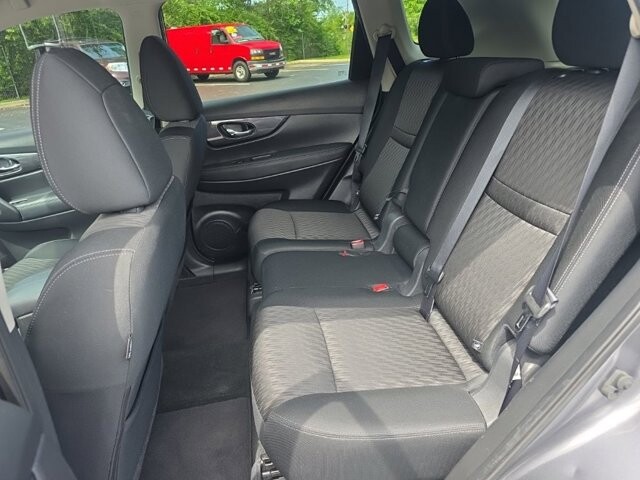 2018 Nissan Rogue in Marysville, OH 43040 - 18147014 23