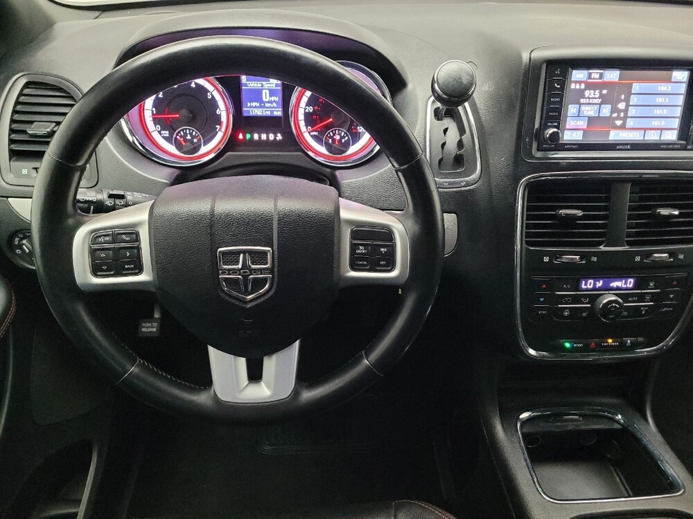 2017 Dodge Grand Caravan in Downey, CA 90241 - 18147041 22