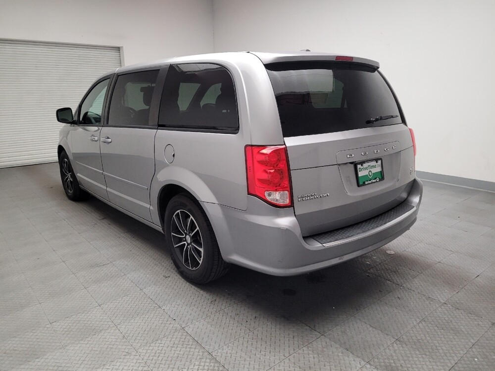 2017 Dodge Grand Caravan in Downey, CA 90241 - 18147041 5
