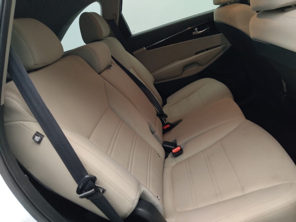 2020 Kia Sorento in Union City, GA 30291 - 18147076 19