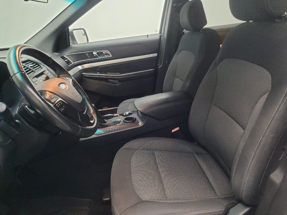 2017 Ford Explorer in Union City, GA 30291 - 18147082 17
