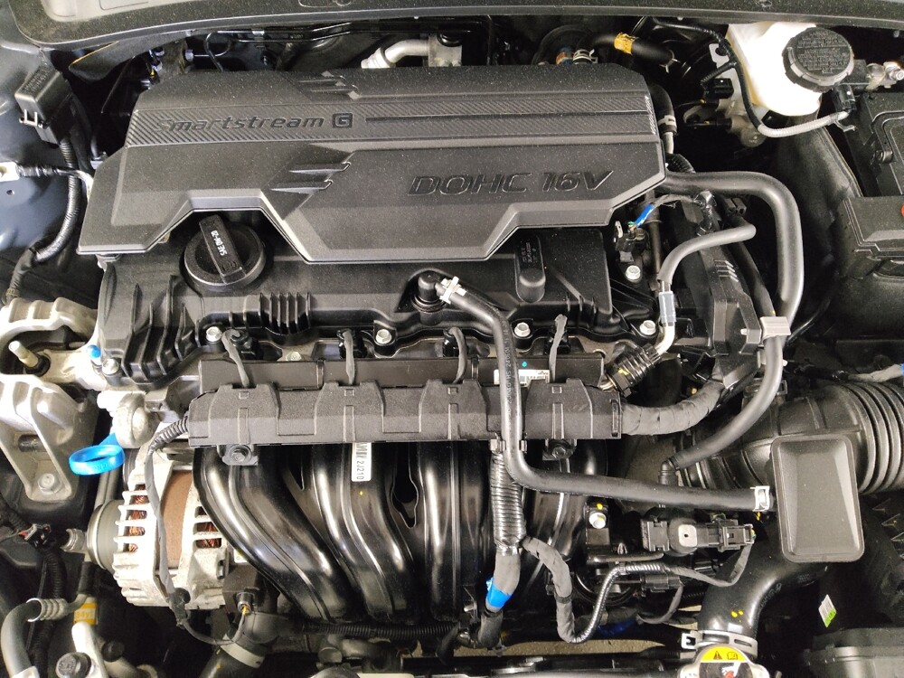 2025 Hyundai Elantra in Conyers, GA 30094 - 18147083 30