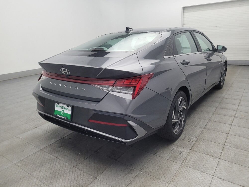 2025 Hyundai Elantra in Conyers, GA 30094 - 18147083 9