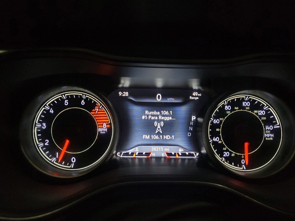 2019 Jeep Cherokee in Allentown, PA 18103 - 18147084 23