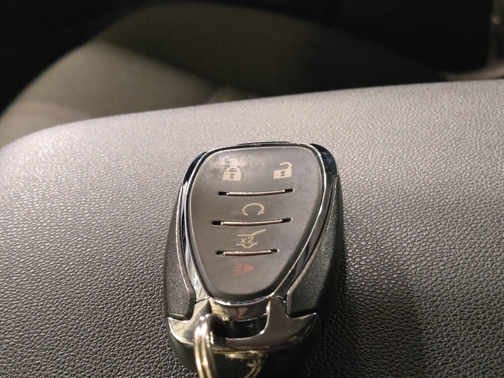 2019 Chevrolet Equinox in Lewisville, TX 75067 - 18147085 32