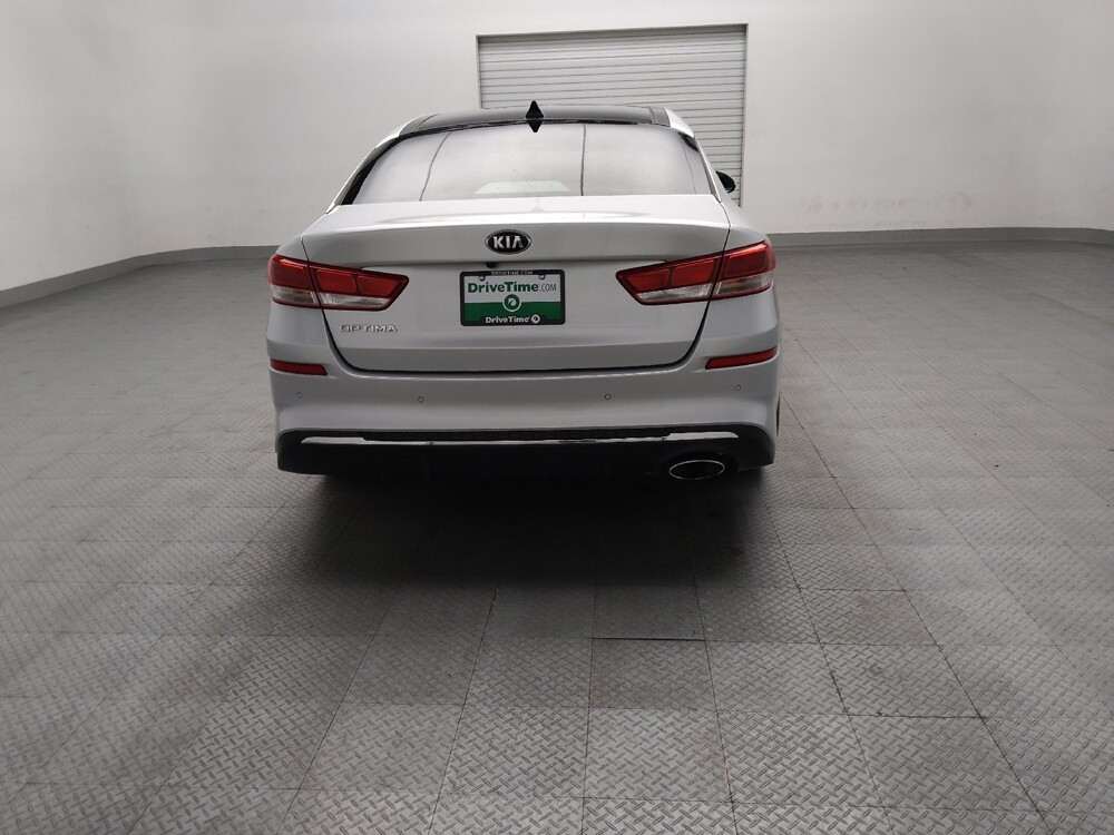 2019 Kia Optima in Plano, TX 75074 - 18147104 7
