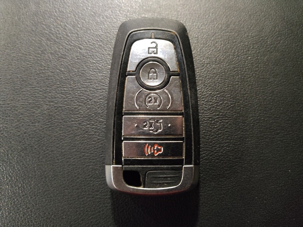 2018 Ford Edge in Jacksonville, FL 32225 - 18147139 32