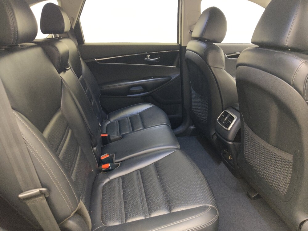 2020 Kia Sorento in Ocala, FL 34471 - 18147141 19