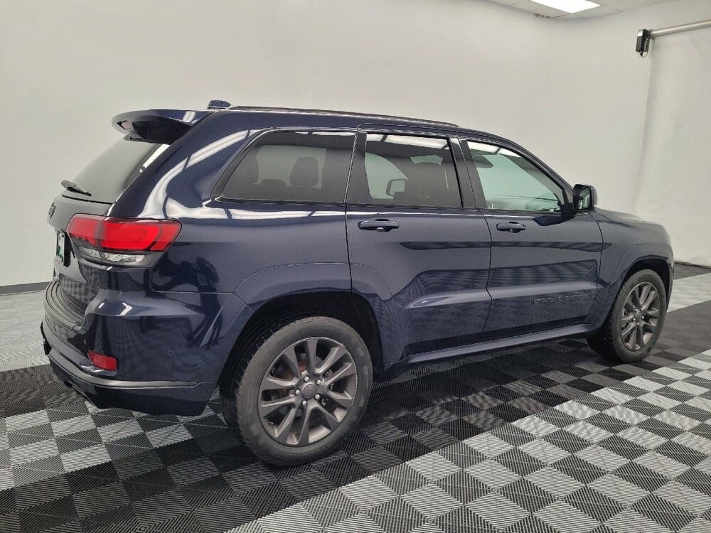 2018 Jeep Grand Cherokee in Houston, TX 77060 - 18147188 10