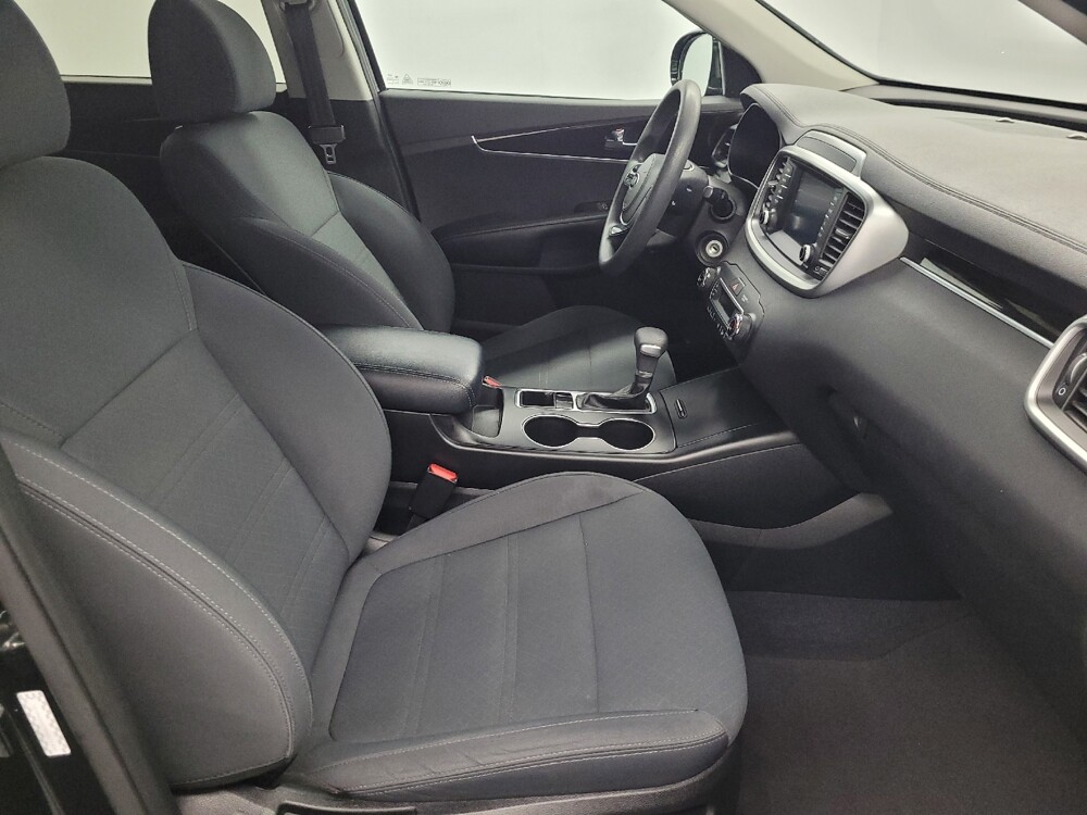 2019 Kia Sorento in Houston, TX 77060 - 18147194 21