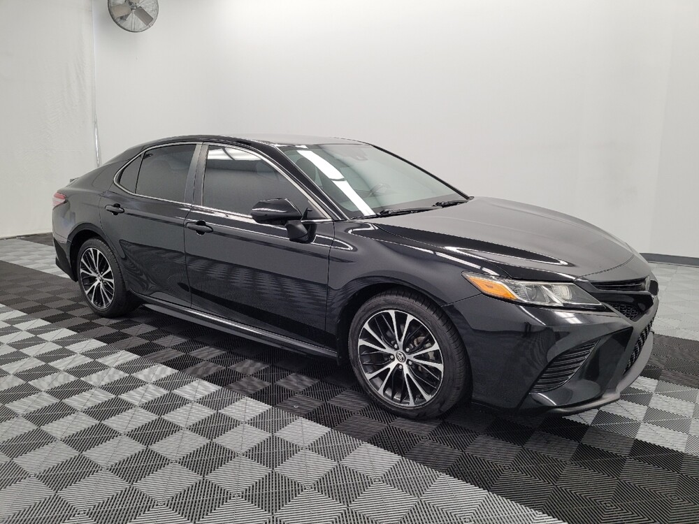 2019 Toyota Camry in Houston, TX 77060 - 18147198 11