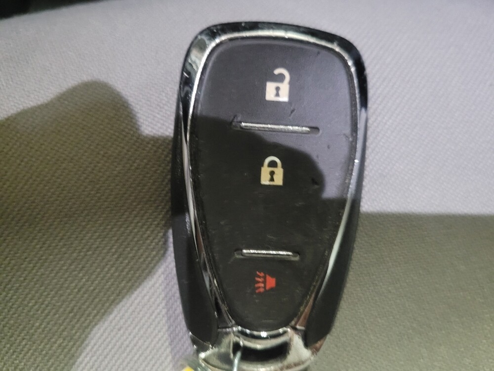 2020 Chevrolet Equinox in Woodbridge, VA 22191 - 18147250 32