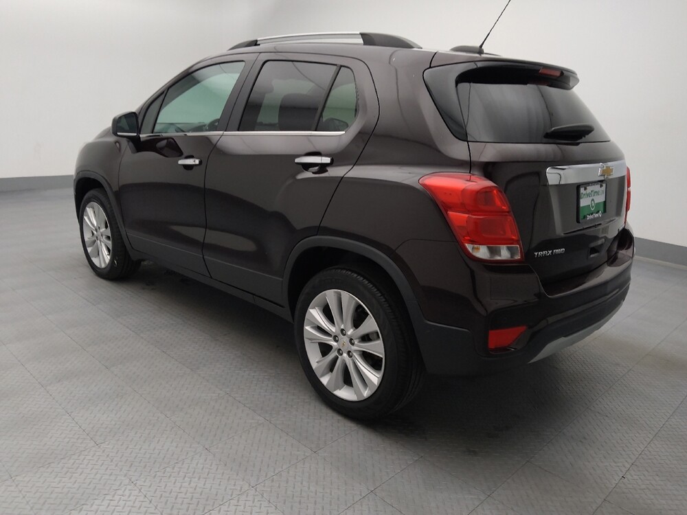 2020 Chevrolet Trax in Gladstone, MO 64118 - 18147264 3