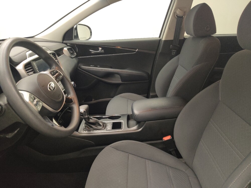 2019 Kia Sorento in Lombard, IL 60148 - 18147267 17