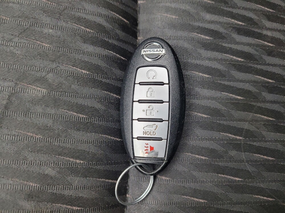 2018 Nissan Rogue in Ft Wayne, IN 46805 - 18147271 32