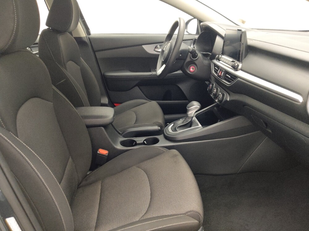2024 Kia Forte in Ocala, FL 34471 - 18147287 21