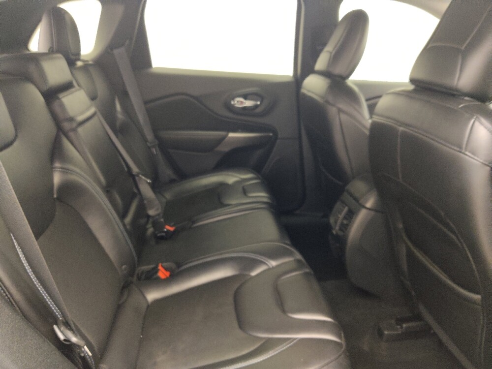 2019 Jeep Cherokee in Sanford, FL 32773 - 18147299 19