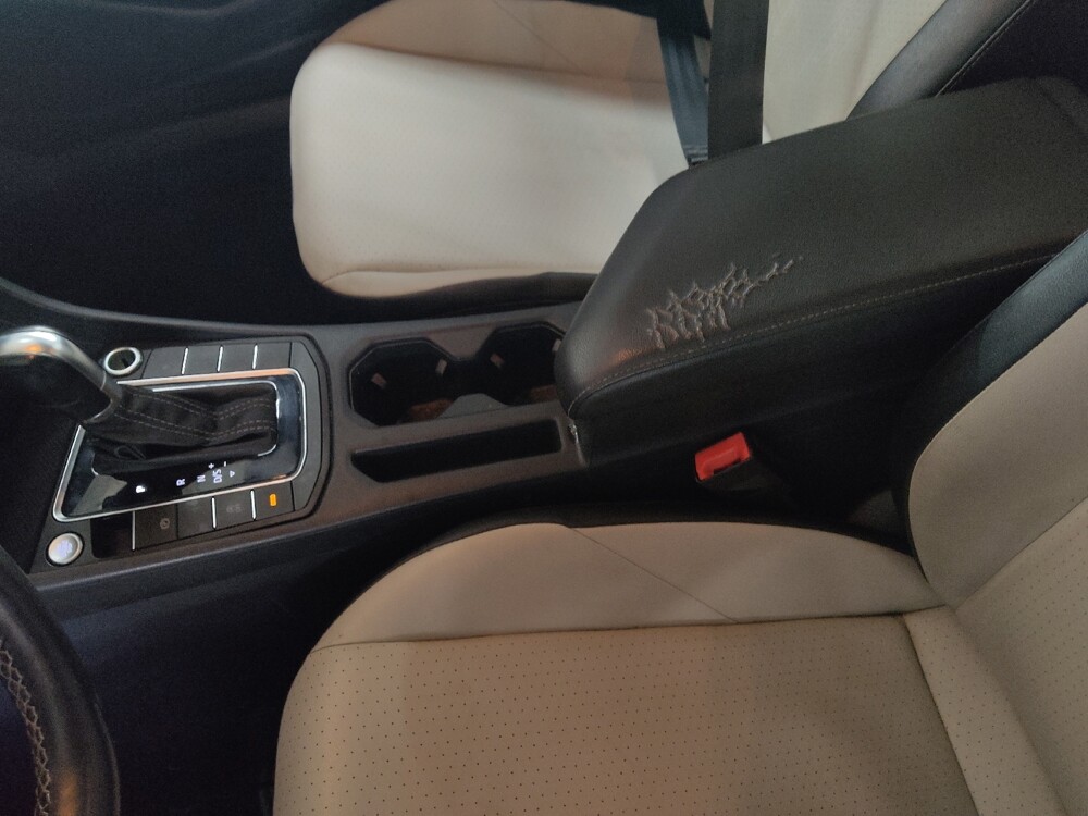 2019 Volkswagen Jetta in Union City, GA 30291 - 18147316 26