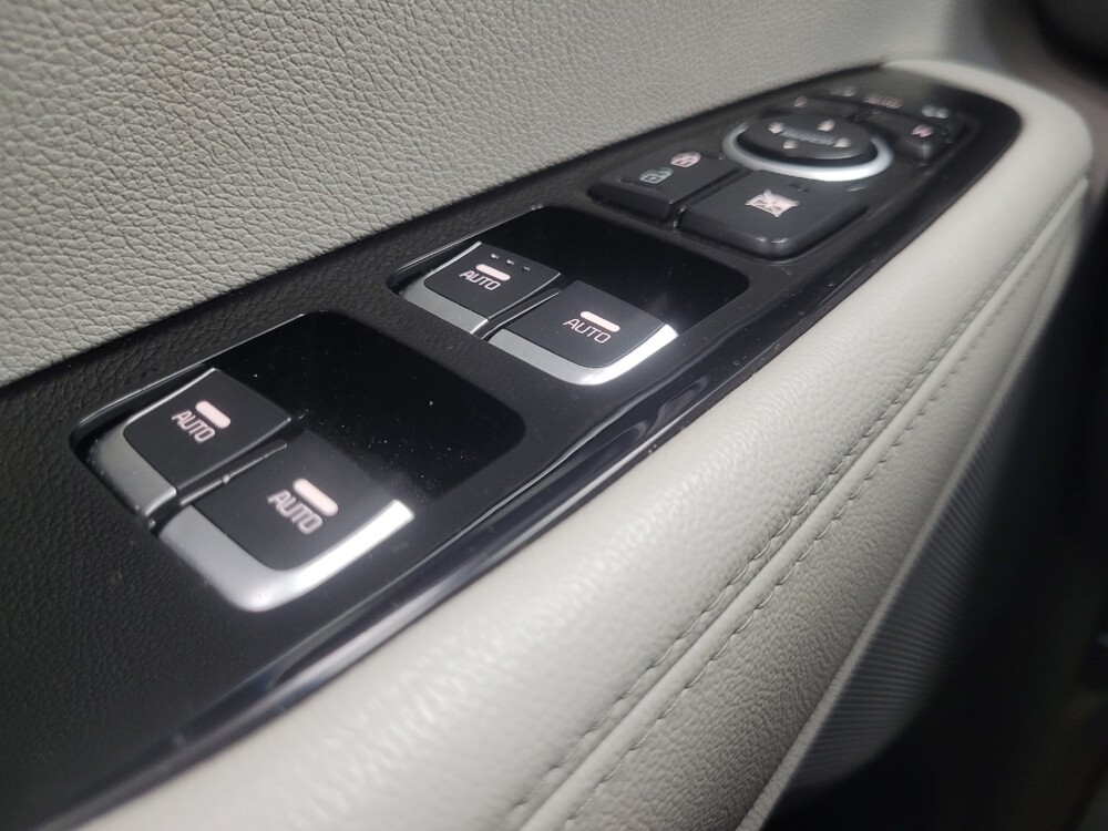 2018 Kia Sorento in Highland, IN 46322 - 18147363 27