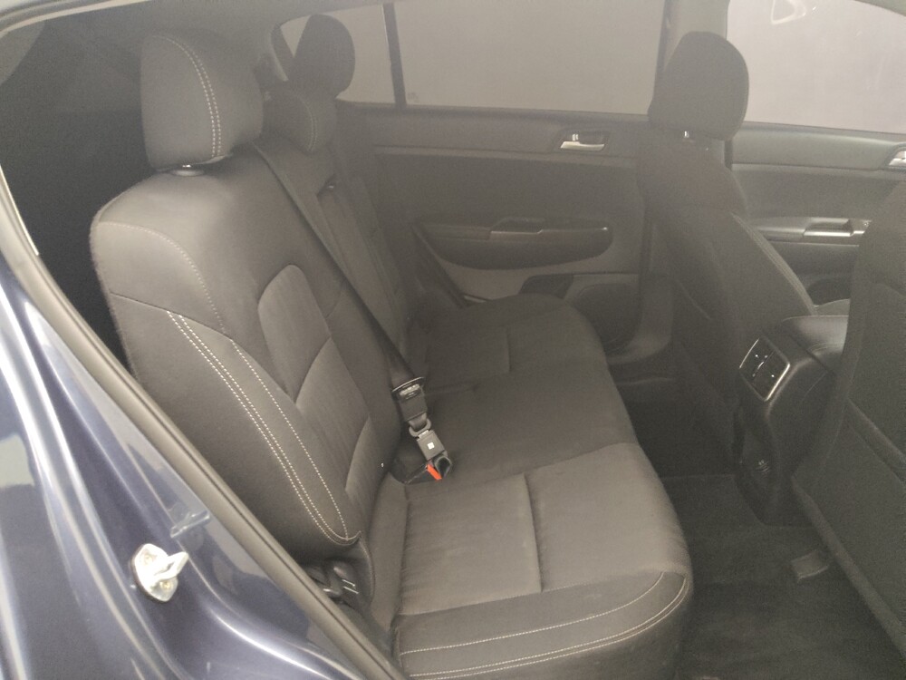 2020 Kia Sportage in Houston, TX 77060 - 18147384 19