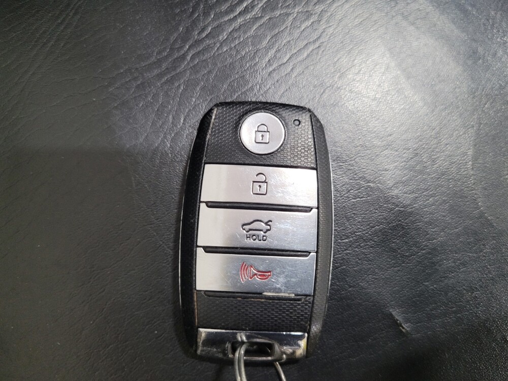 2020 Kia Optima in Williamstown, NJ 8094 - 18147404 32